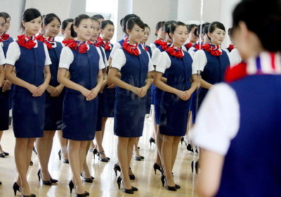 全運(yùn)會(huì)禮儀志愿者封閉強(qiáng)化訓(xùn)練與茶具銷售之關(guān)聯(lián)