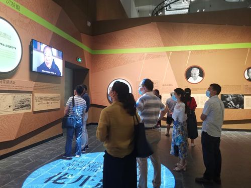 建工學院組織教師參觀馬家浜文化博物館，深化文化藝術交流